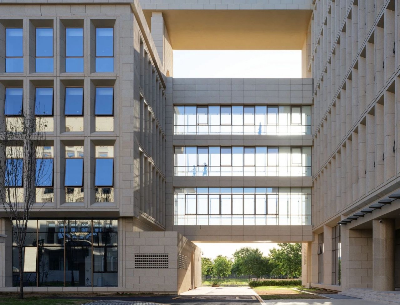 1698046927705458.jpg 1698046927705458.jpg